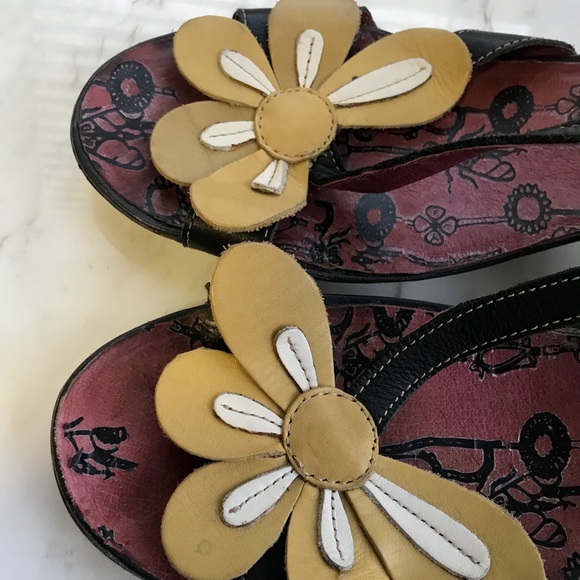 Fly London Sandals